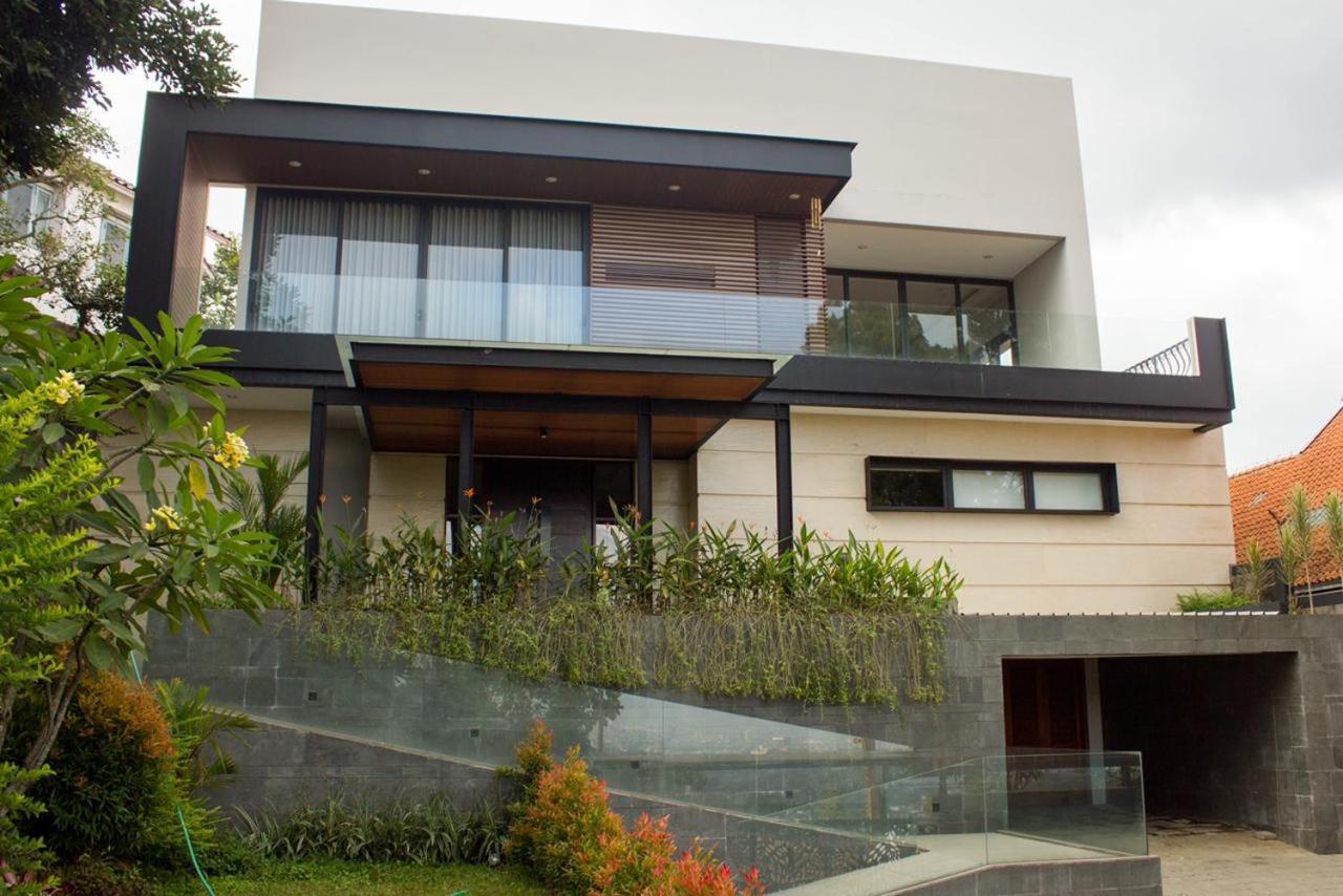 Villa Dago Pakar Bandung Exterior foto