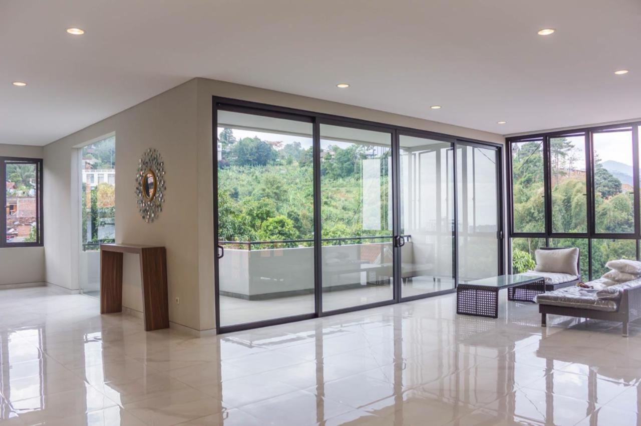 Villa Dago Pakar Bandung Exterior foto